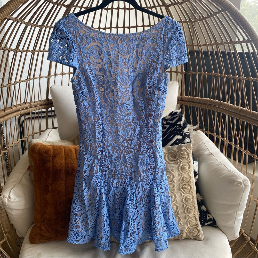 Jetset Diaries Lace Cap Sleeve Samba Dress Small